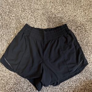 Lululemon Hotty Hot High Rise 4”